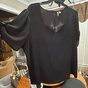 Women’s Blouse